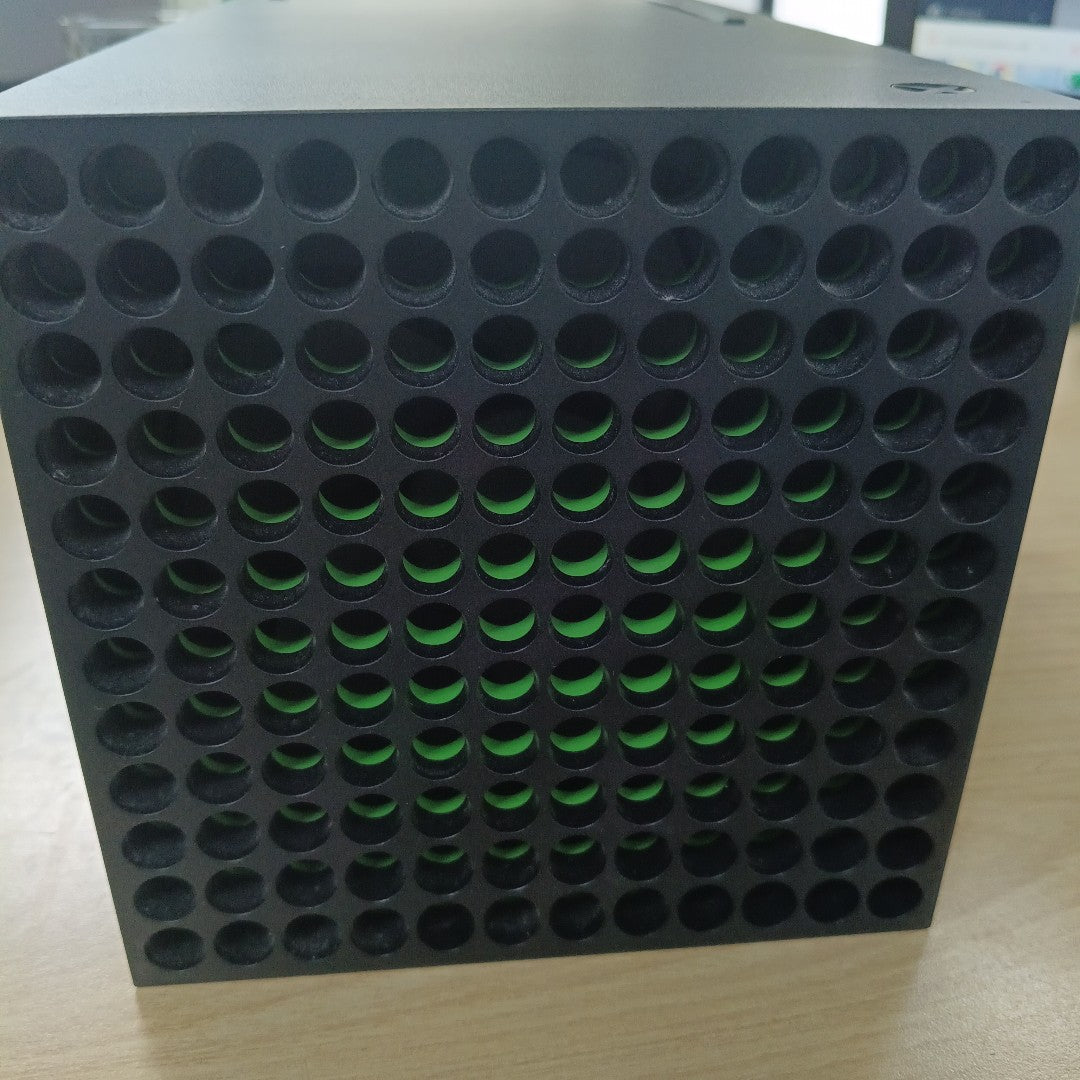 CONSOLA DE VIDEOJUEGO MICROSOFT XBOX SERIES X 1 TB SSD (SEMINUEVO)