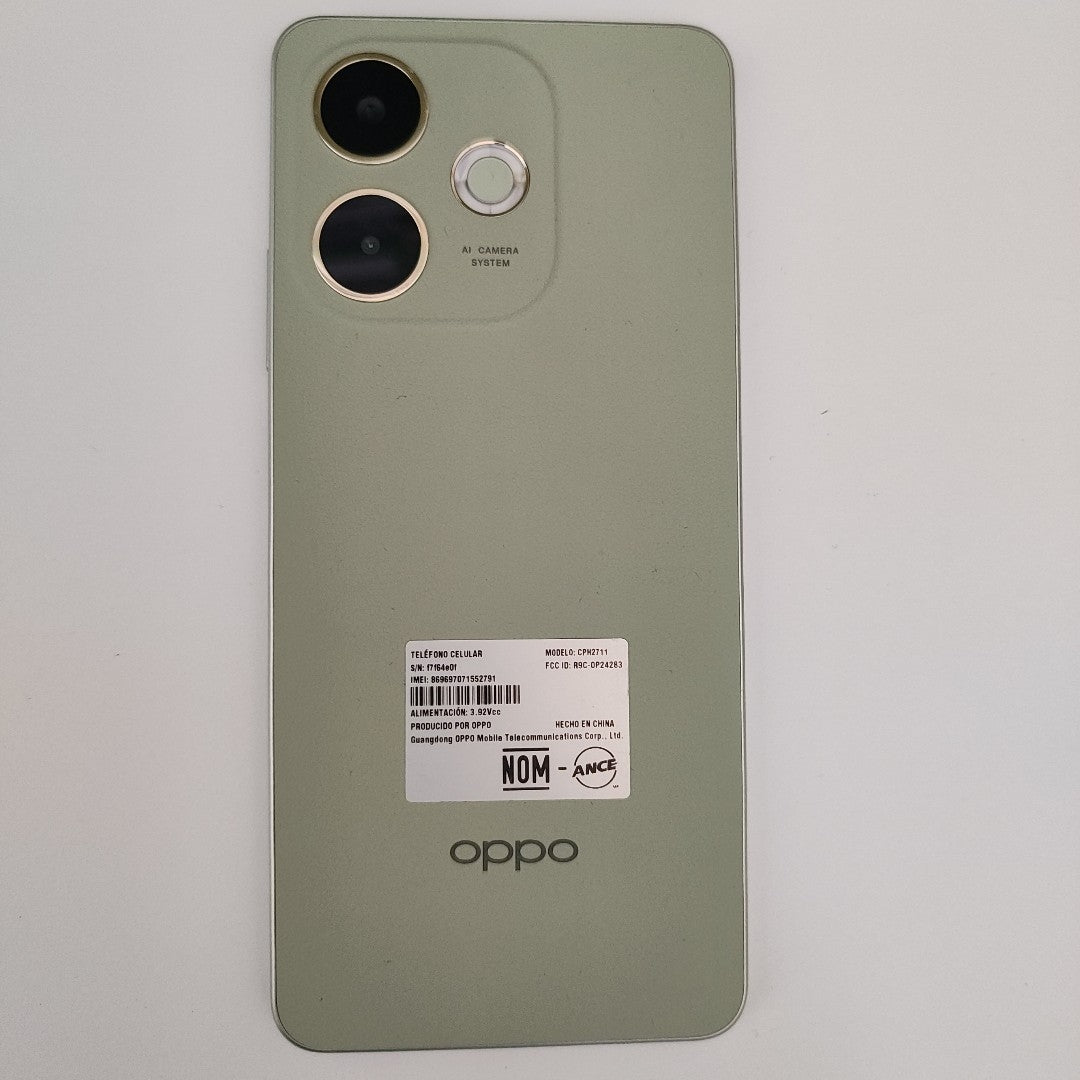 CELULAR OPPO  A5 PRO CPH2711 (2025) 256 GB 8 GB RAM (SEMINUEVO)