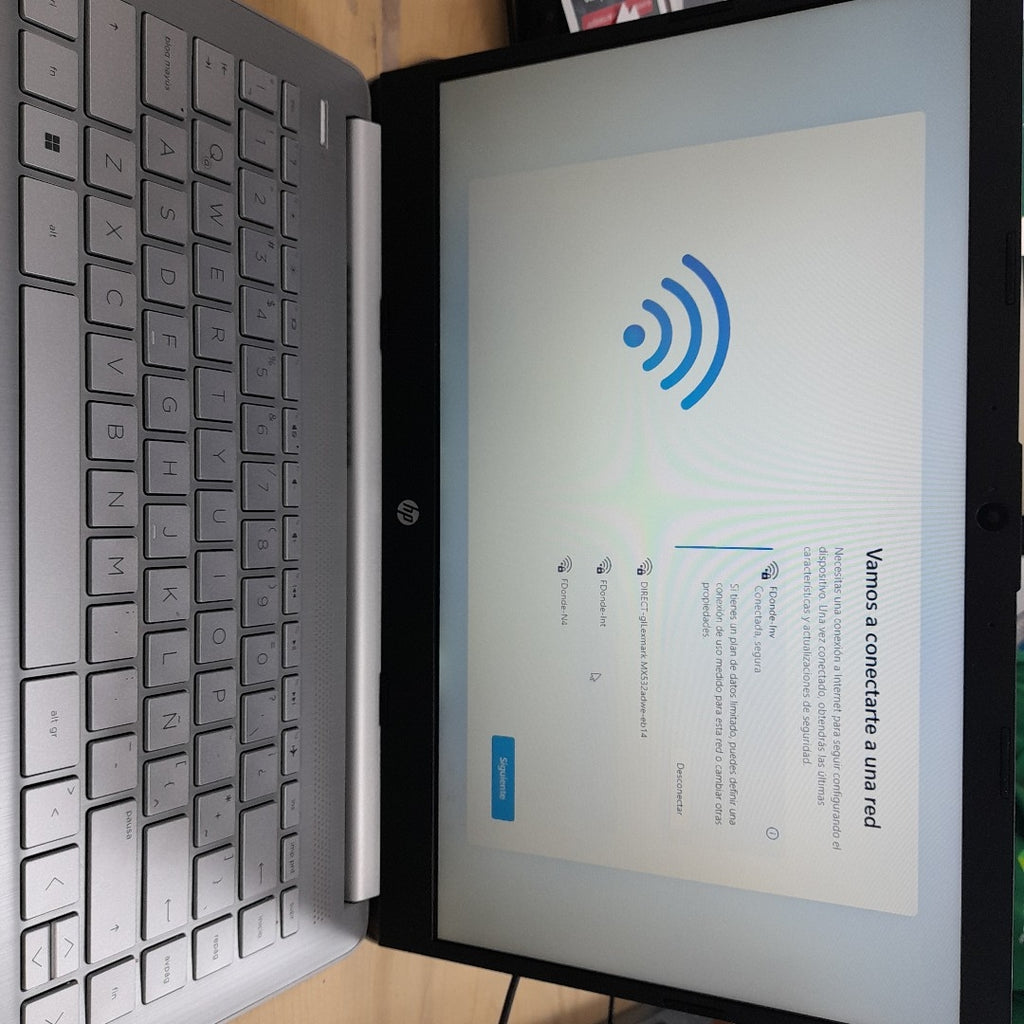 LAPTOP HP 14-DQ0530LA(2024) 256 GB SSD 8 GB RAM (SEMINUEVO)