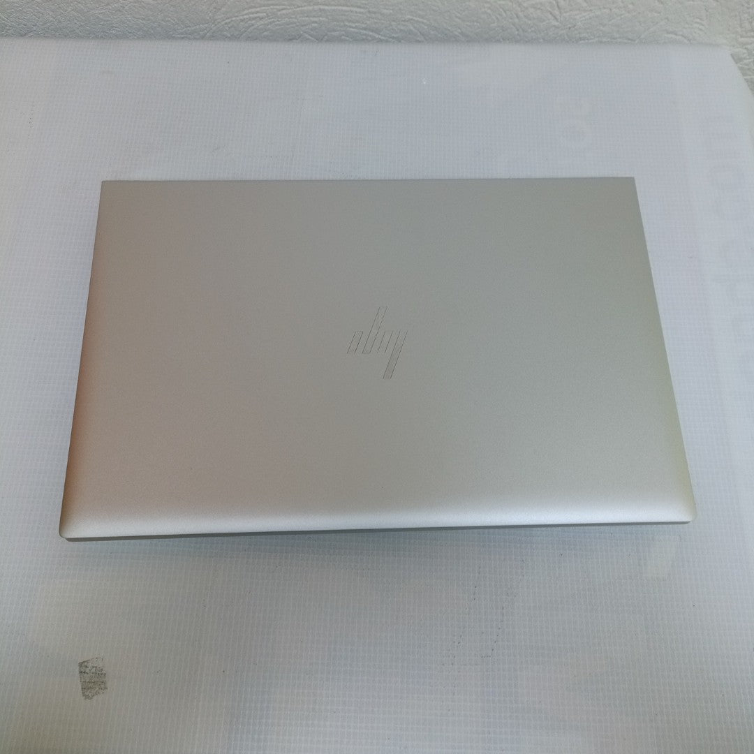 LAPTOP HP ELITEBOOK 840 G8 (2023) 256 GB SSD 16 GB RAM (SEMINUEVO)