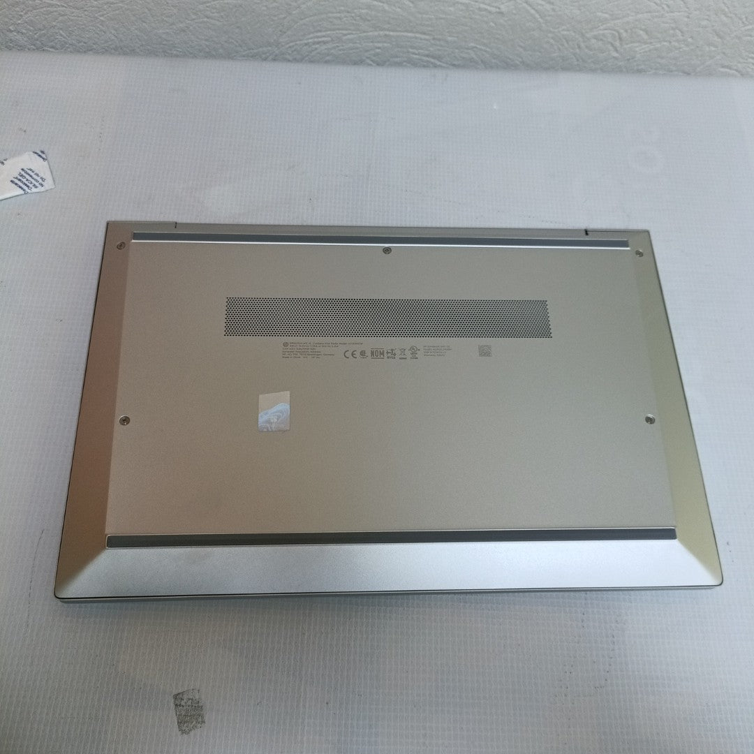 LAPTOP HP ELITEBOOK 840 G8 (2023) 256 GB SSD 16 GB RAM (SEMINUEVO)