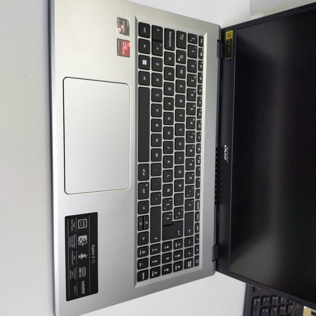 LAPTOP ACER ASPIRE 3 A315-24P-R841 (2023) 512 GB SSD 8 GB RAM (SEMINUEVO)