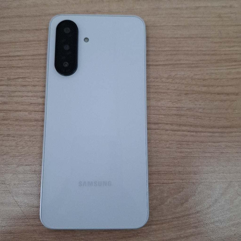 CELULAR SAMSUNG GALAXY A26 5G SM-A266M (2025) 128 GB 6 GB RAM (SEMINUEVO)
