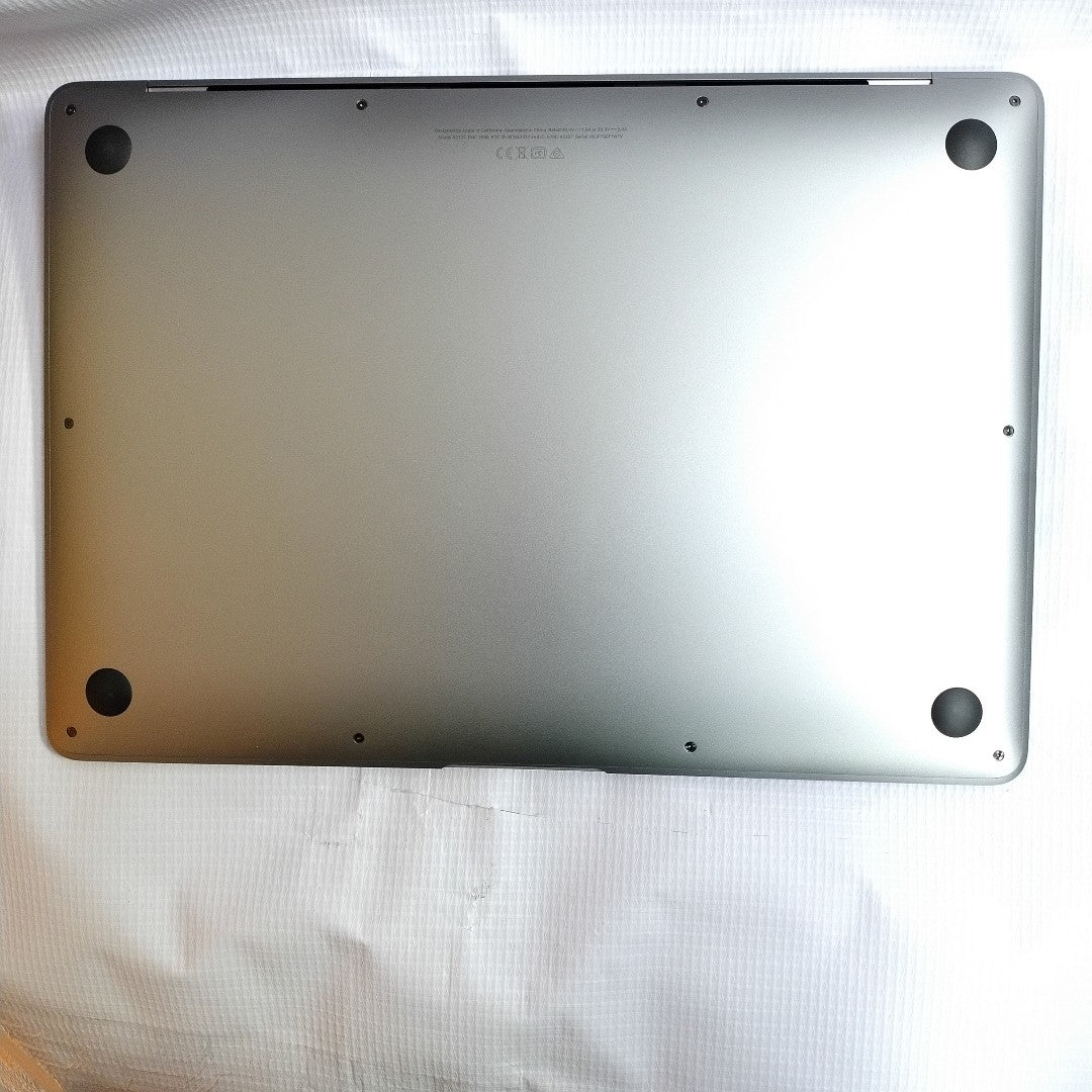 LAPTOP APPLE MACBOOK AIR 13" 2020 3.2 A2337 256 GB SSD 8 GB RAM (SEMINUEVO)