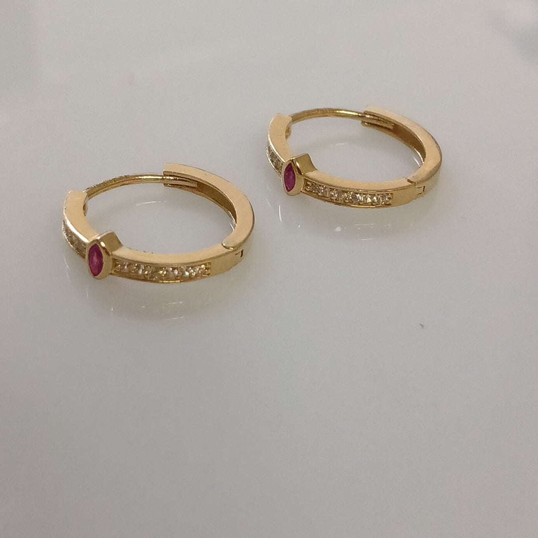 HUGGIES ORO 14K 2.1 (NUEVO)