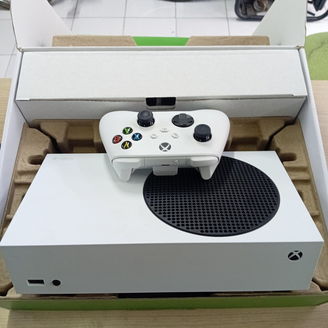 CONSOLA DE VIDEOJUEGO MICROSOFT XBOX SERIES S 512 GB SSD (SEMINUEVO)