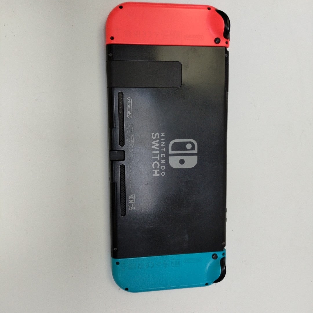 CONSOLA DE VIDEOJUEGO NINTENDO SWITCH 32 GB (SEMINUEVO)