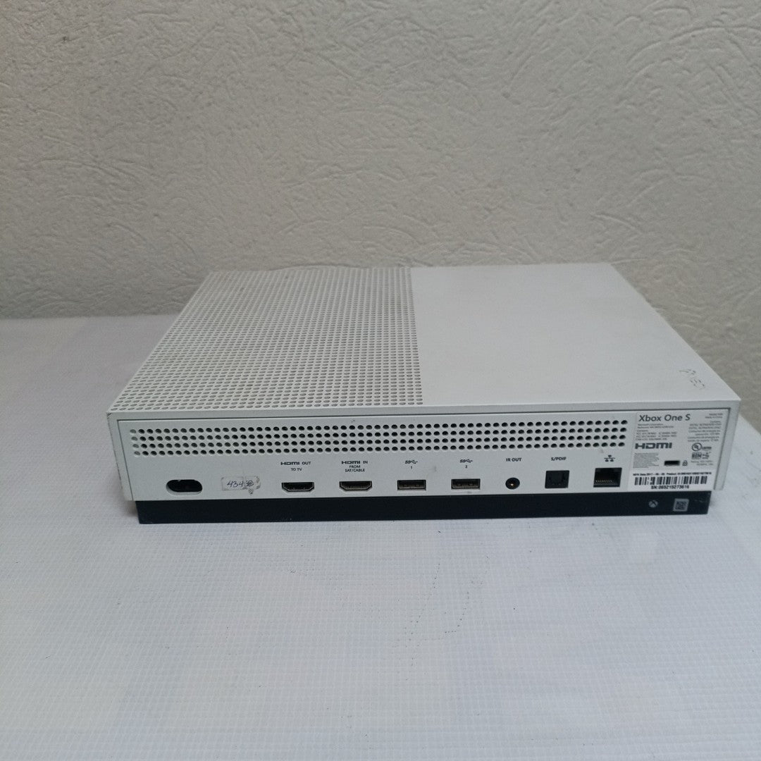 CONSOLA DE VIDEOJUEGO MICROSOFT XBOX ONE S 500 GB  (SEMINUEVO)