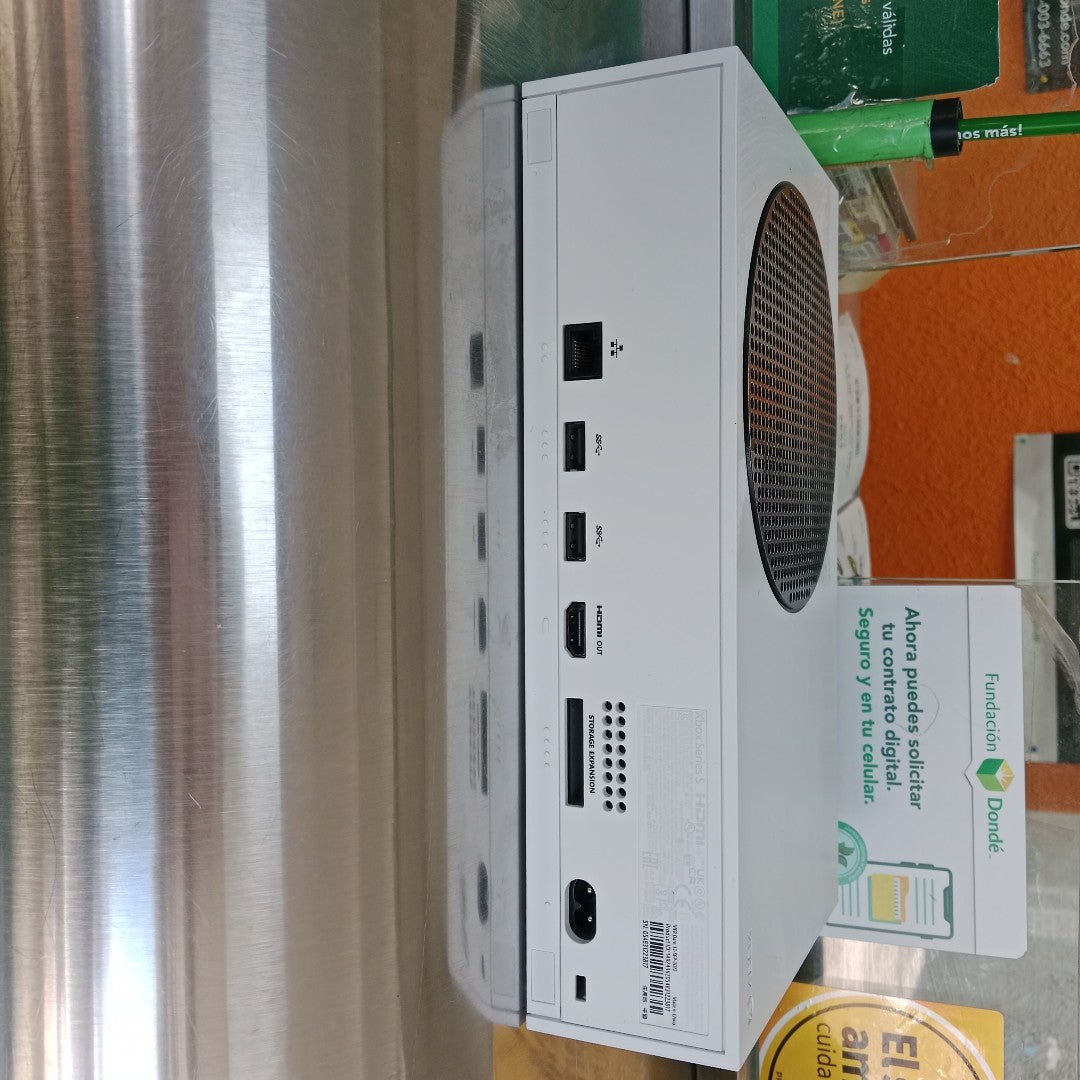 CONSOLA DE VIDEOJUEGO MICROSOFT XBOX SERIES S 512 GB SSD (SEMINUEVO)