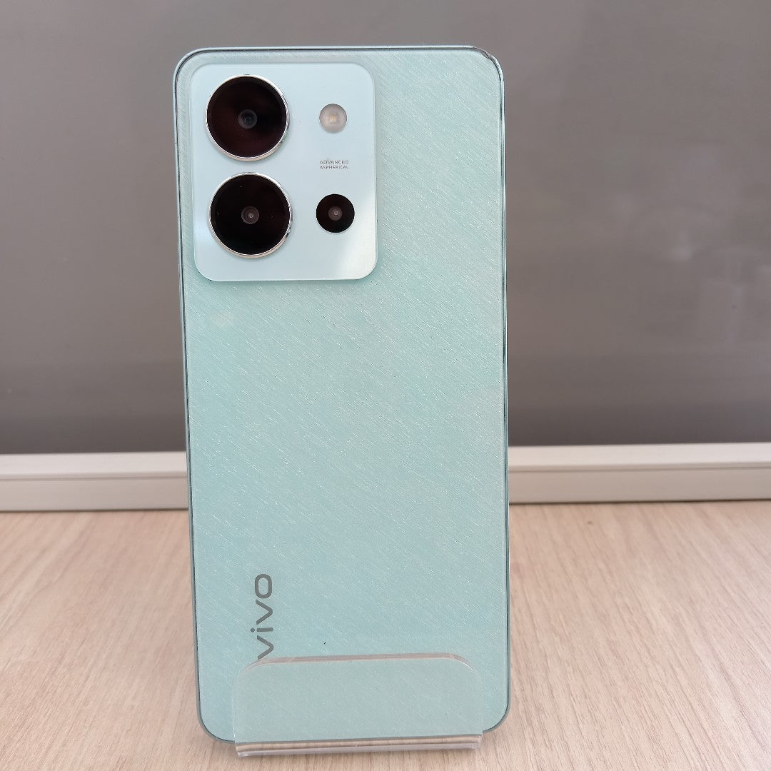 CELULAR VIVO Y36 V2247 256 GB 8 GB RAM (SEMINUEVO)