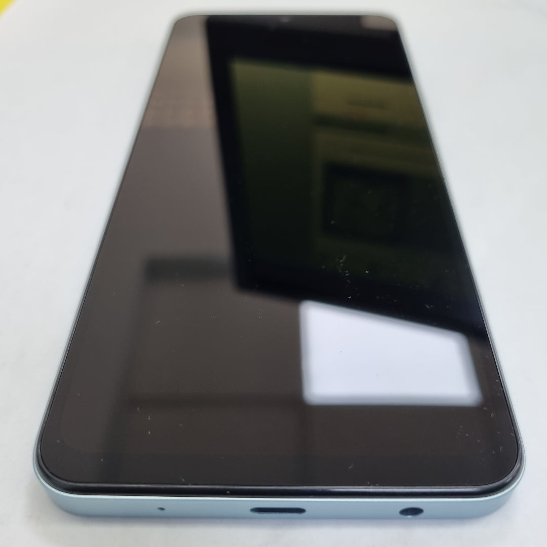CELULAR XIAOMI REDMI A5 25028RN03L (2025) 64 GB 3 GB RAM (SEMINUEVO)