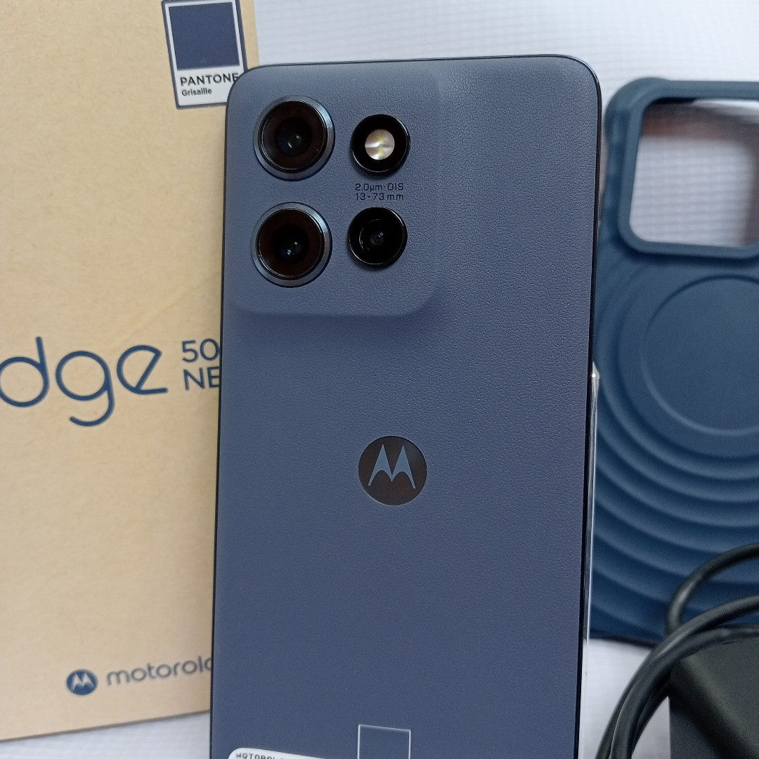 CELULAR MOTOROLA EDGE 50 NEO XT2409-2 (2024) 256 GB 8 GB RAM (SEMINUEVO)
