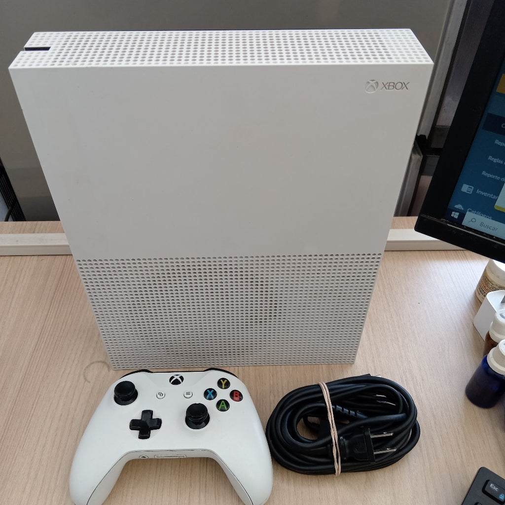 CONSOLA DE VIDEOJUEGO MICROSOFT XBOX ONE S 500 GB  (SEMINUEVO)