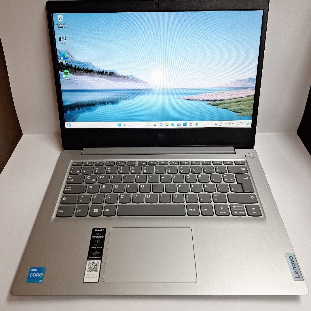 LAPTOP LENOVO IDEAPAD 3 14ITL05 (2022) 512 GB SSD 8 GB RAM (SEMINUEVO)