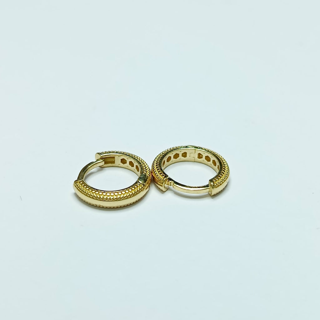 HUGGIES ORO 14K 2.4 (NUEVO)