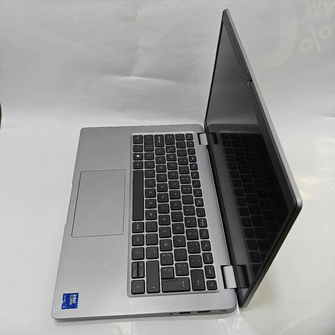 LAPTOP DELL LATITUDE 5450 (2024) 512 GB SSD 16 GB RAM (SEMINUEVO)