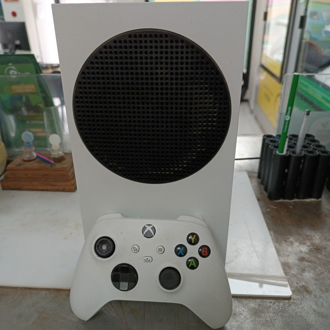 CONSOLA DE VIDEOJUEGO MICROSOFT XBOX SERIES S 512 GB SSD (SEMINUEVO)