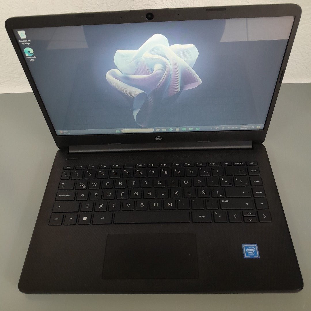 LAPTOP HP 14-DQ0509LA (2023) 128 GB SSD 4 GB RAM (SEMINUEVO)