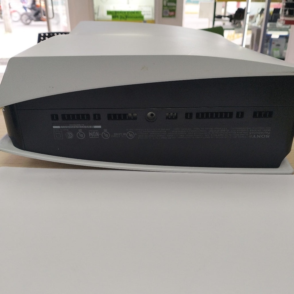 CONSOLA DE VIDEOJUEGO SONY PS5 825 SSD (SEMINUEVO)