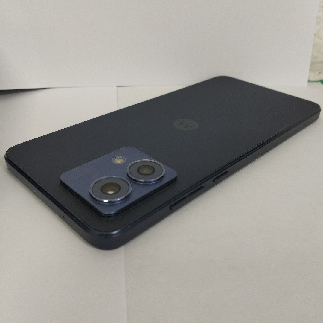 CELULAR MOTOROLA MOTO G84 XT2347-1 (2023) 256 GB 8 GB RAM (SEMINUEVO)