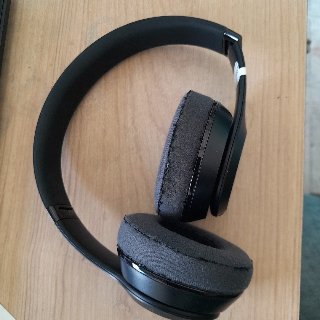 AUDIFONOS BEATS SOLO 3 INALAMBRICO ON EAR (SEMINUEVO)