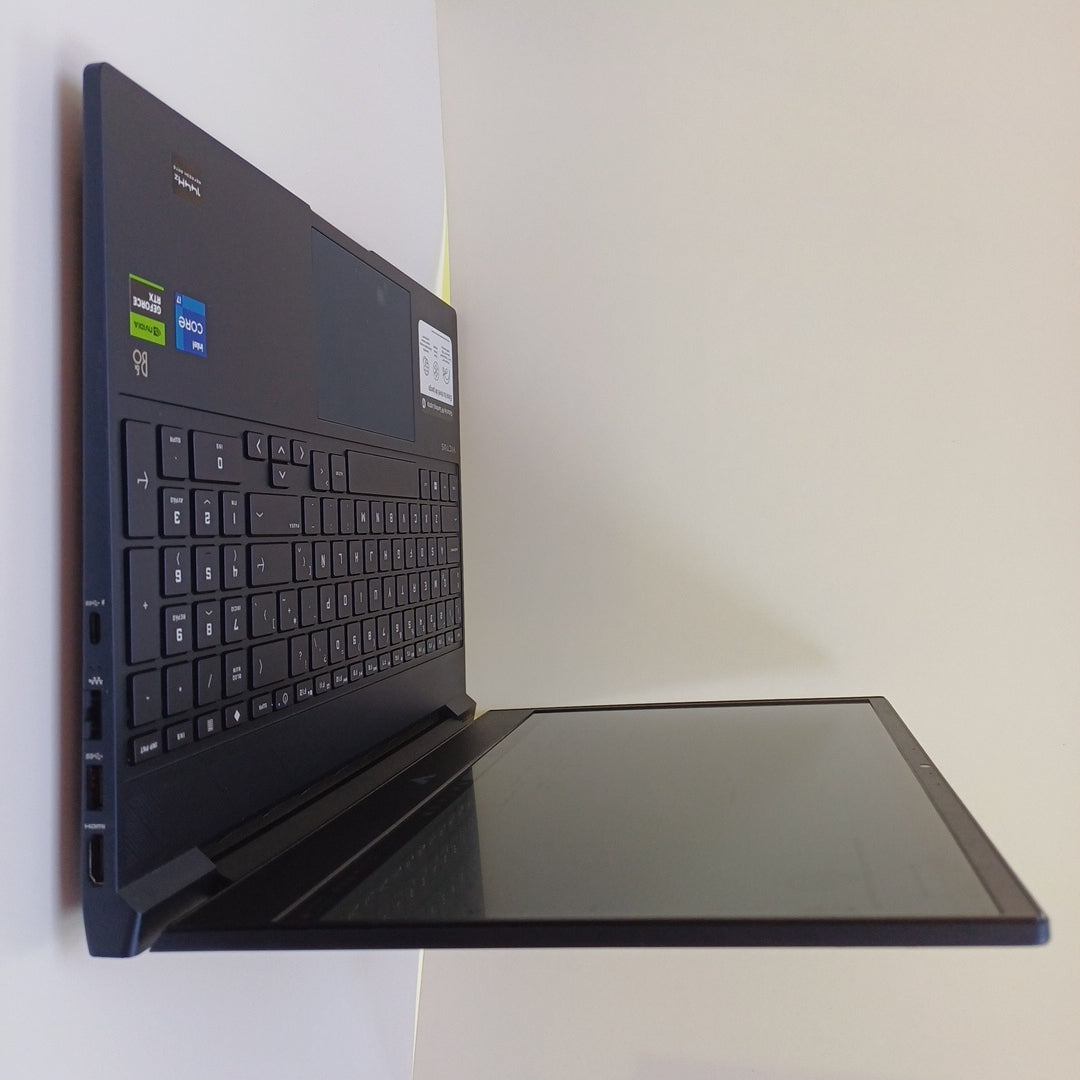 LAPTOP HP VICTUS 15-FA1096LA (2024) 1 TB SSD 16 GB RAM (SEMINUEVO)