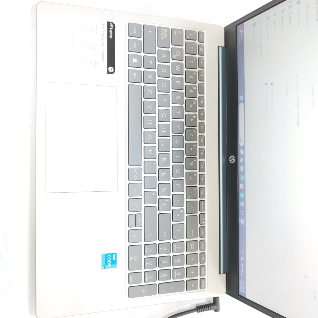 LAPTOP HP 15-FD0000LA (2024) 512 GB SSD 8 GB RAM (SEMINUEVO)