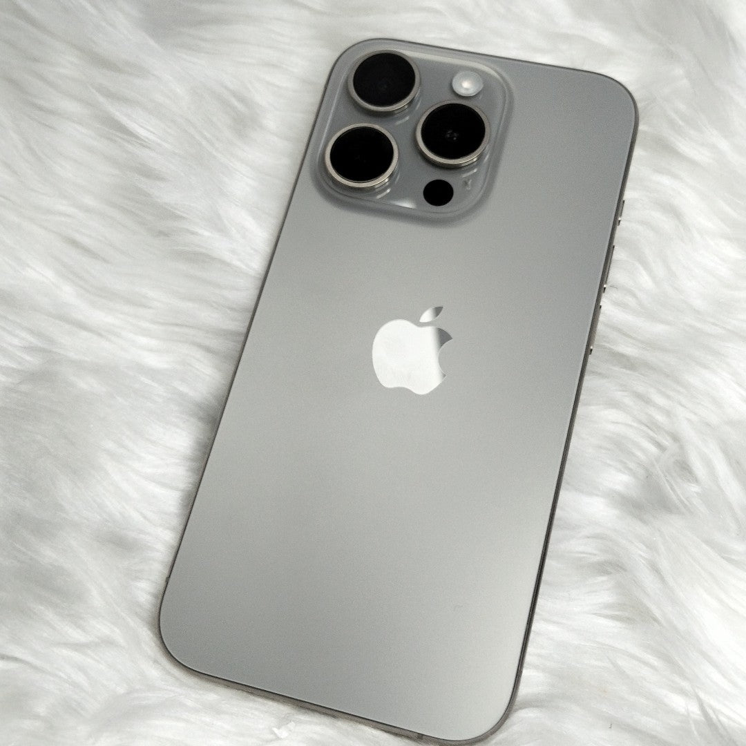 CELULAR APPLE IPHONE 15 PRO A3104 128 GB 8 GB RAM (SEMINUEVO)