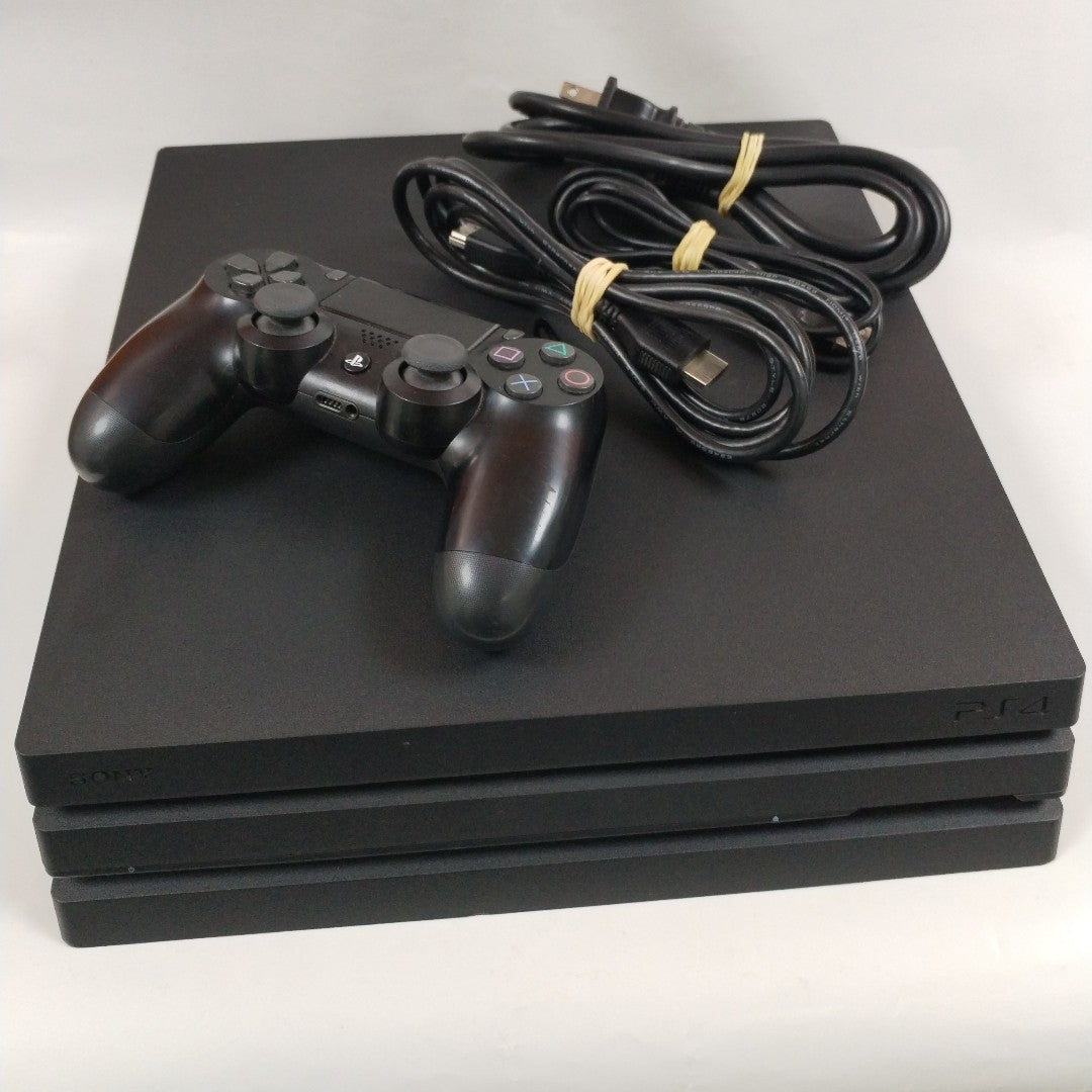 CONSOLA DE VIDEOJUEGO SONY PS4 PRO 1 TB (SEMINUEVO)