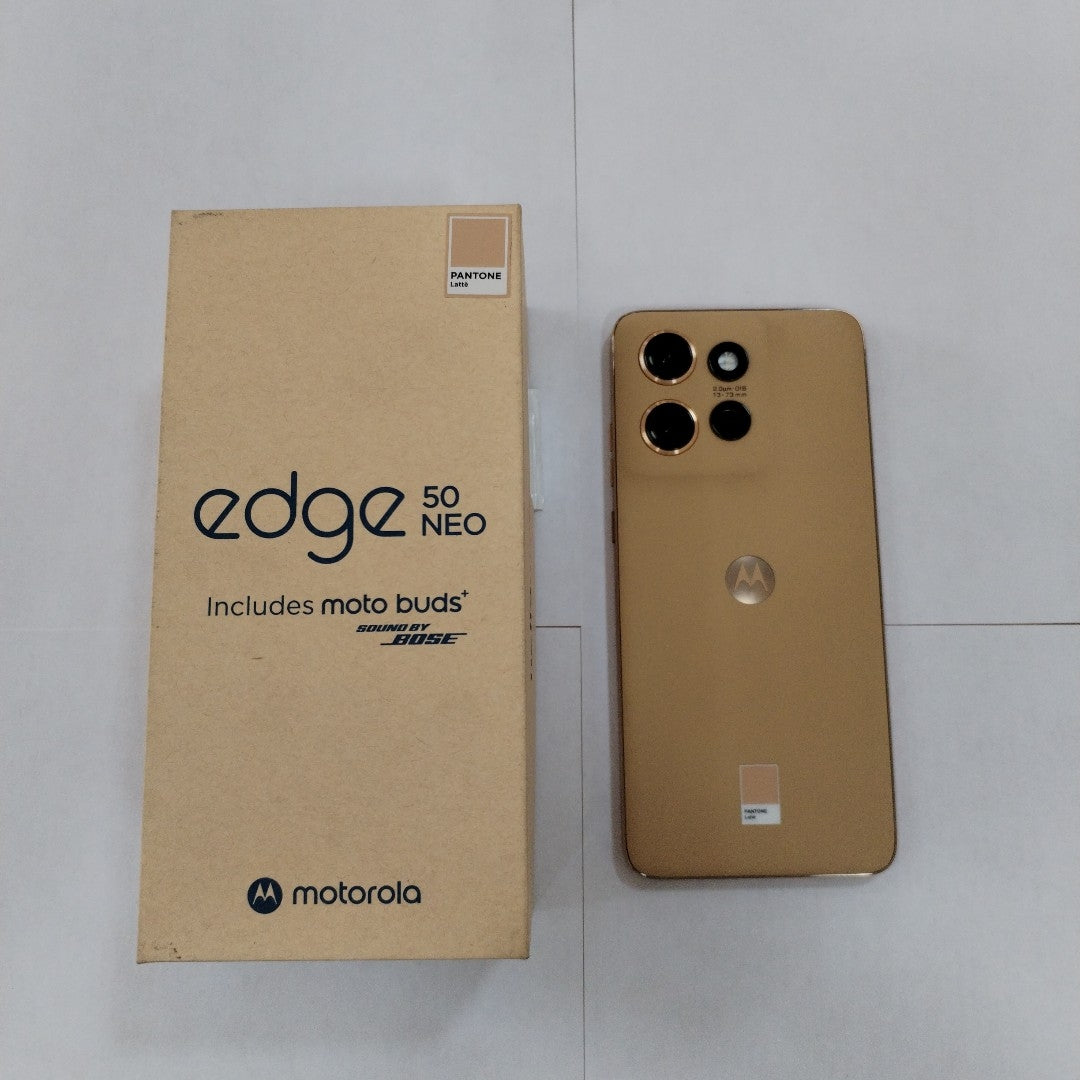 CELULAR MOTOROLA EDGE 50 NEO XT2409-2 (2024) 256 GB 8 GB RAM (SEMINUEVO)