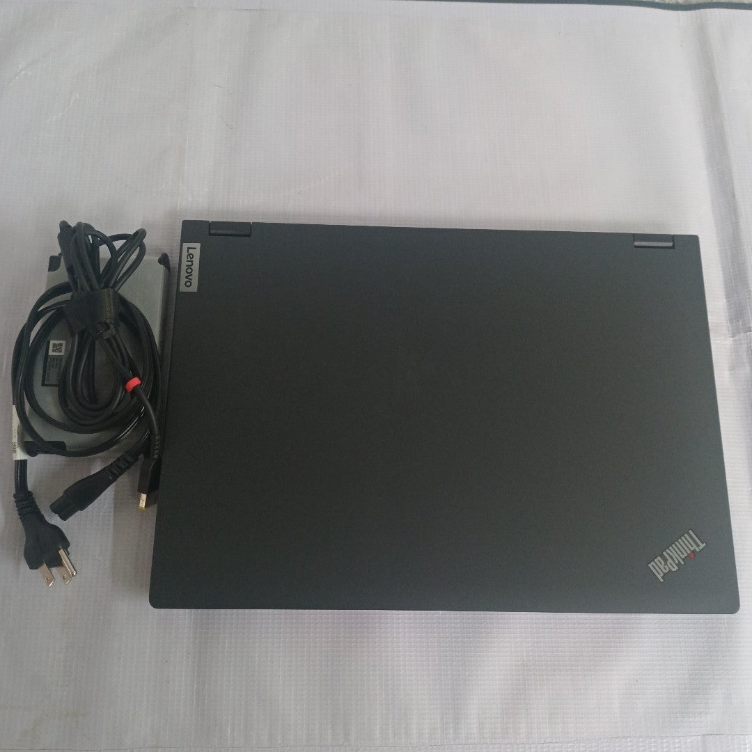 LAPTOP LENOVO THINKPAD P16V GEN 1 (2025) 1 TB SSD 32 GB RAM (SEMINUEVO)
