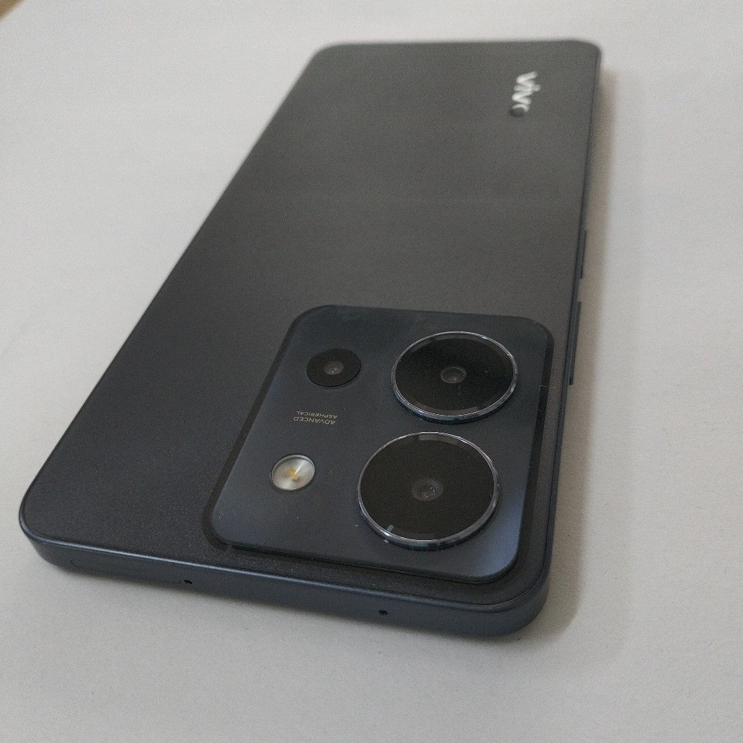 CELULAR VIVO Y36 V2247 256 GB 8 GB RAM (SEMINUEVO)