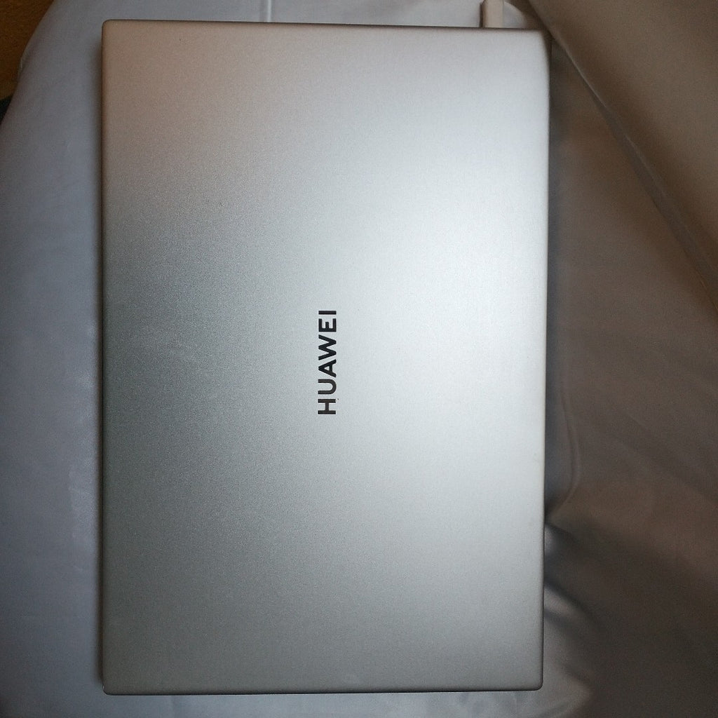 LAPTOP HUAWEI MATEBOOK D14 NBL-WAQ9R (2022) 512 GB SSD 8 GB RAM (SEMINUEVO)