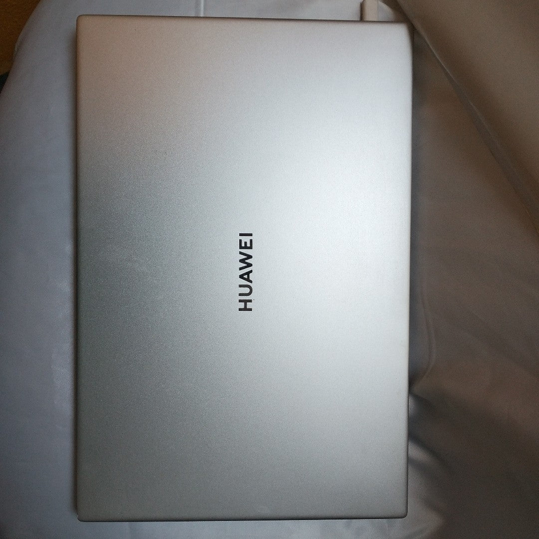 LAPTOP HUAWEI MATEBOOK D14 NBL-WAQ9R (2022) 512 GB SSD 8 GB RAM (SEMINUEVO)
