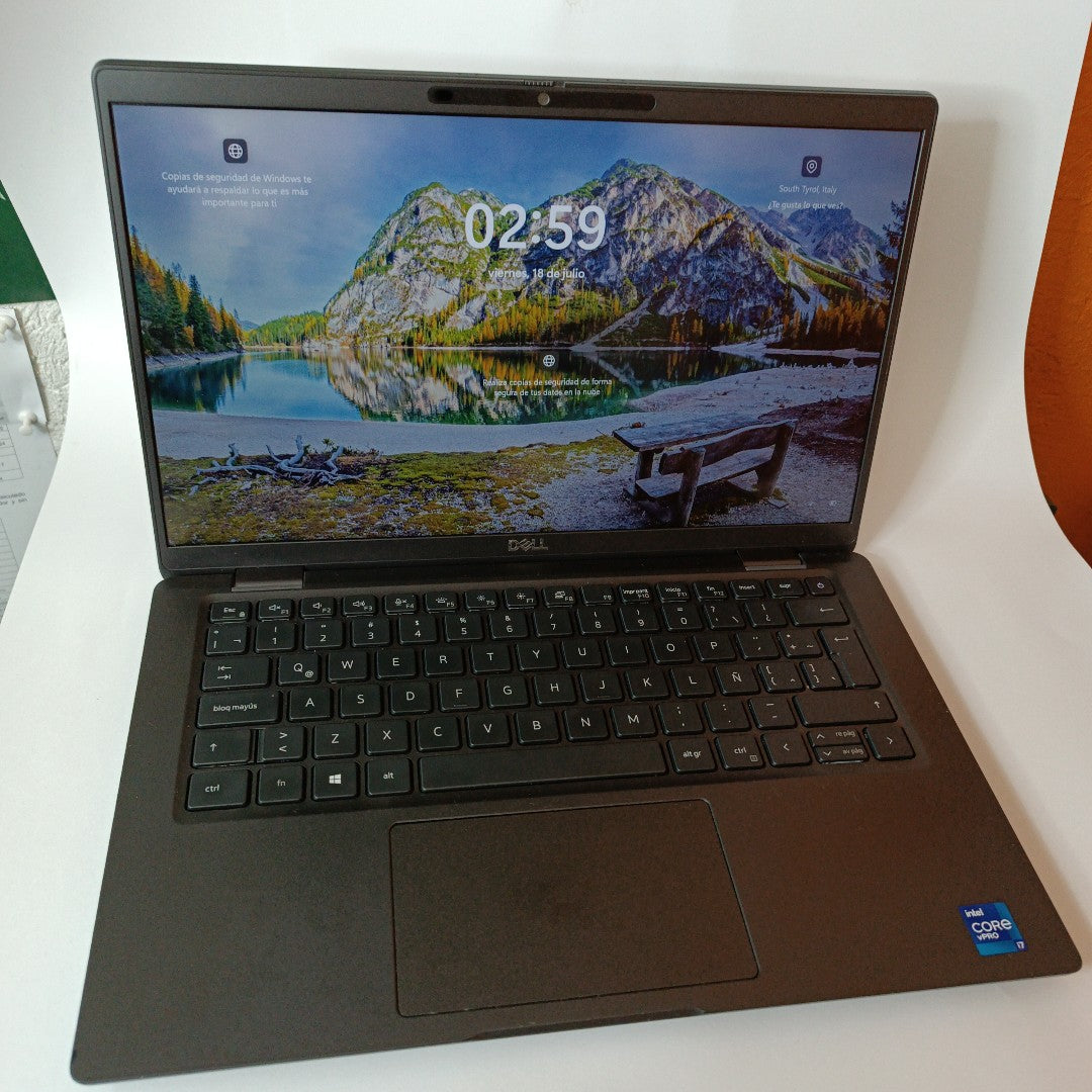 LAPTOP DELL LATITUDE 7420 (2023) 256 GB SSD 16 GB RAM (SEMINUEVO)