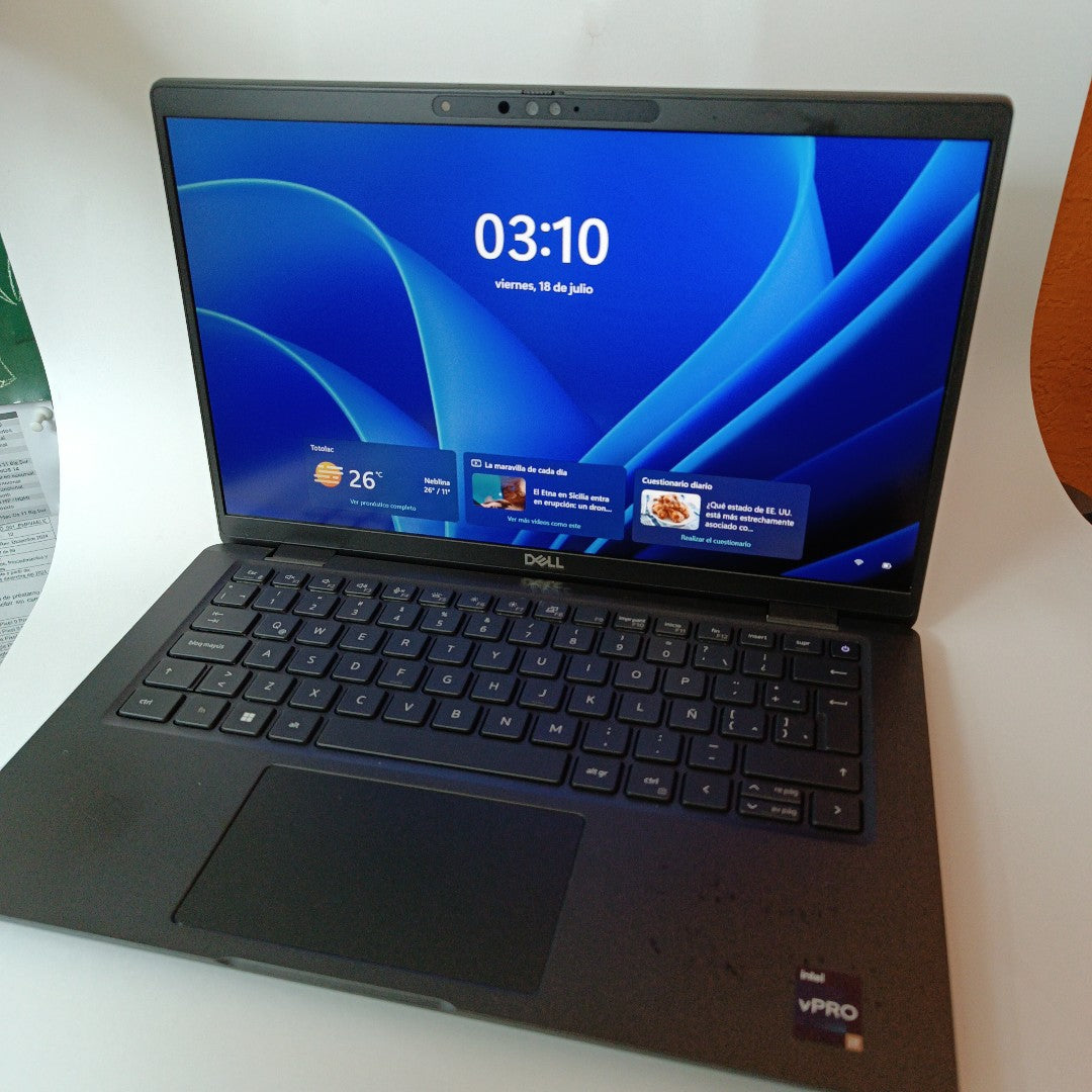 LAPTOP DELL LATITUDE 7430 (2022) 512 GB SSD 16 GB RAM (SEMINUEVO)