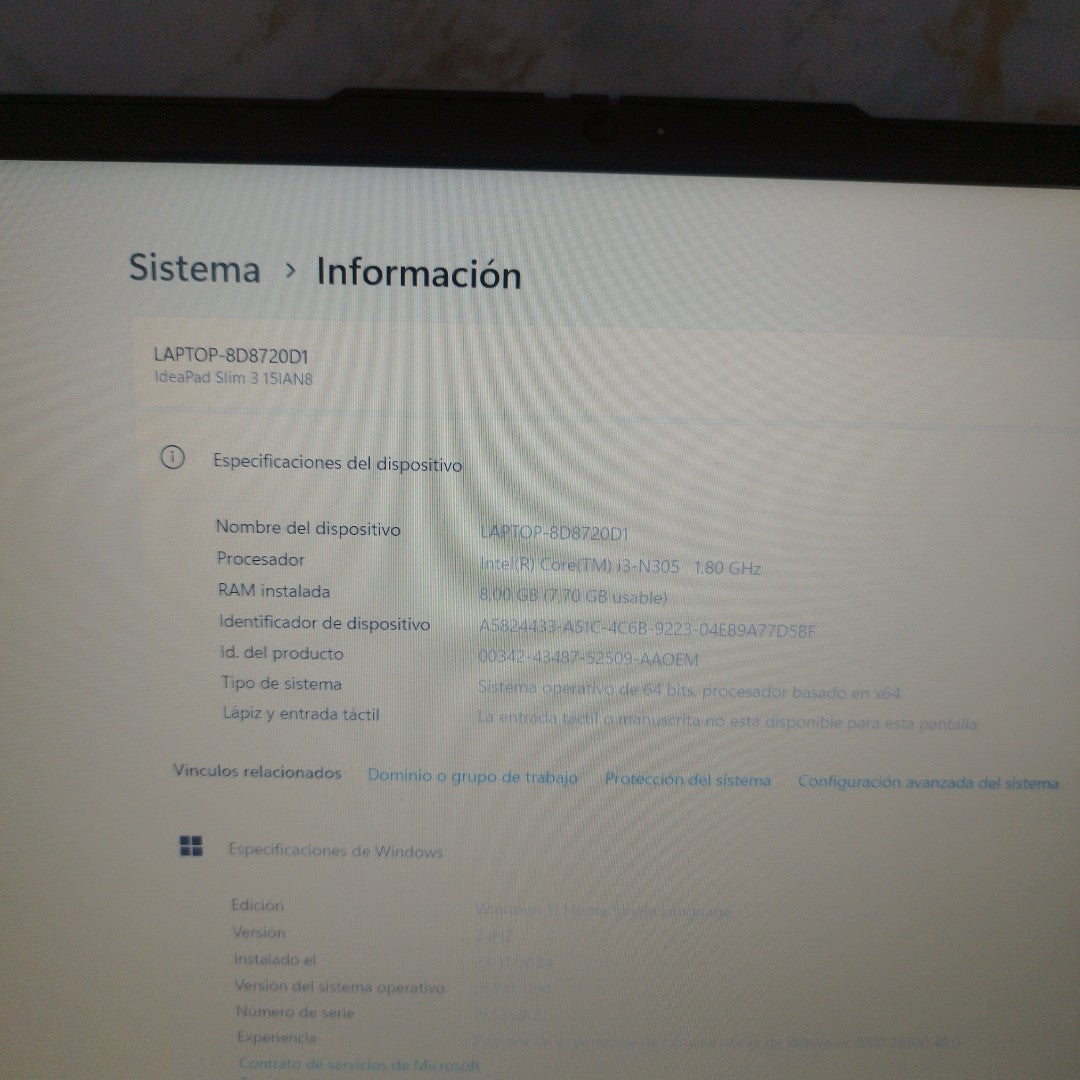 LAPTOP LENOVO IDEAPAD SLIM 3 15IAN8 (2024) 256 GB SSD 8 GB RAM