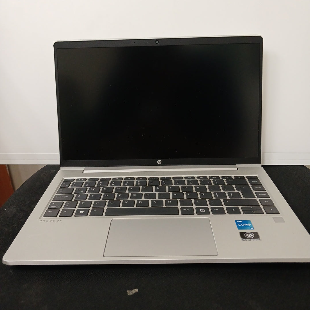 LAPTOP HP PROBOOK 440 G9 (2022) 512 GB SSD 8 GB RAM