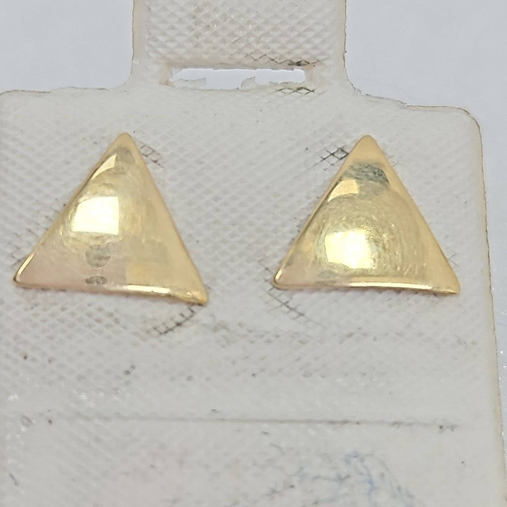 10021BRO46100B461 FRD4 BROQUEL DE TRIANGULO PULIDO ORO 14K 0.9GRS (NUEVO)