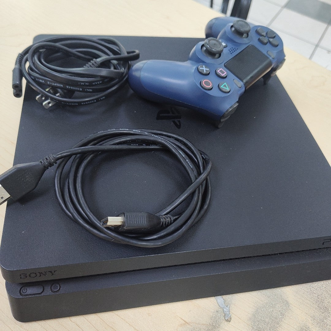 CONSOLA DE VIDEOJUEGO SONY PS4 1 TB (SEMINUEVO)