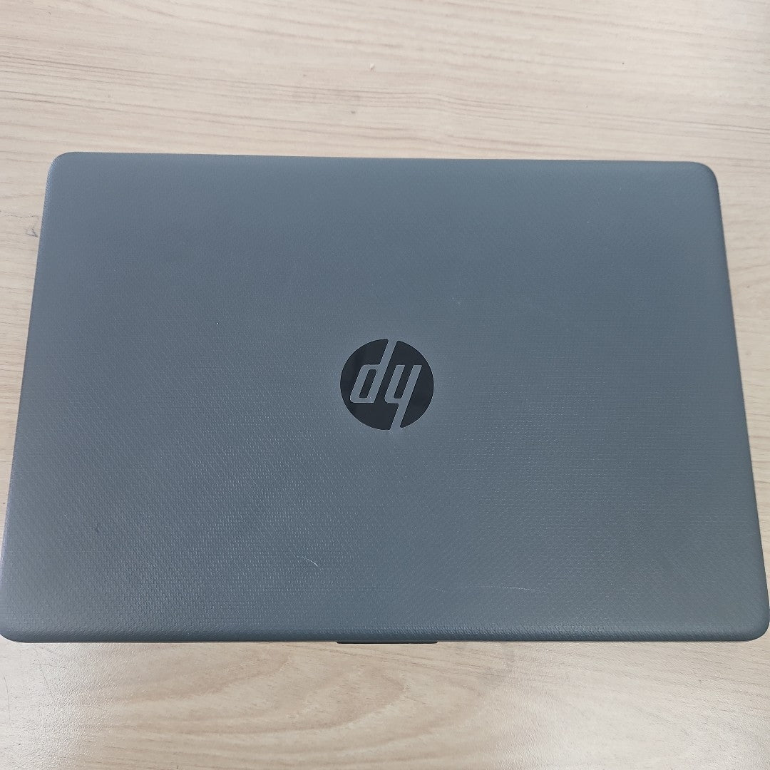 LAPTOP HP 14-CF2505LA (2022) 128 GB SSD 4 GB RAM (SEMINUEVO)