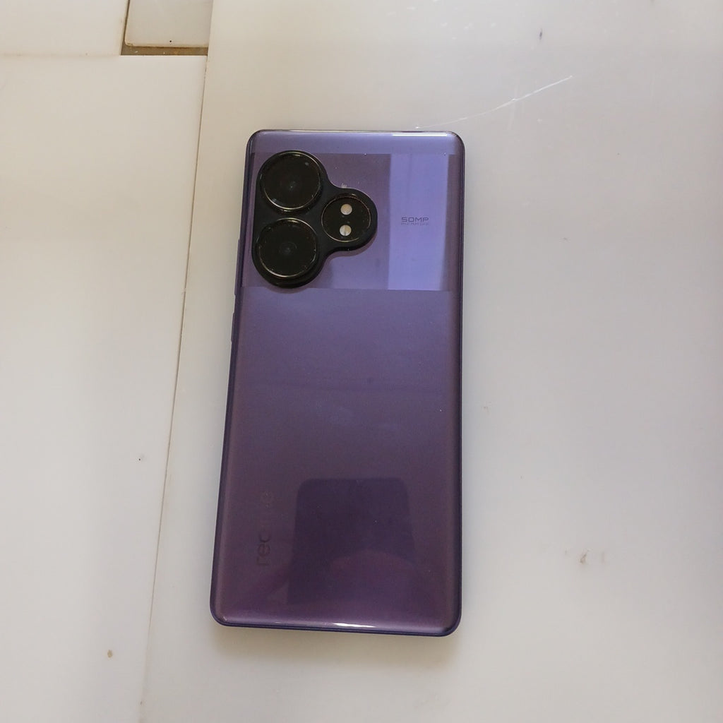CELULAR REALME GT6 5G RMX3851 256 GB 12 GB RAM (SEMINUEVO)