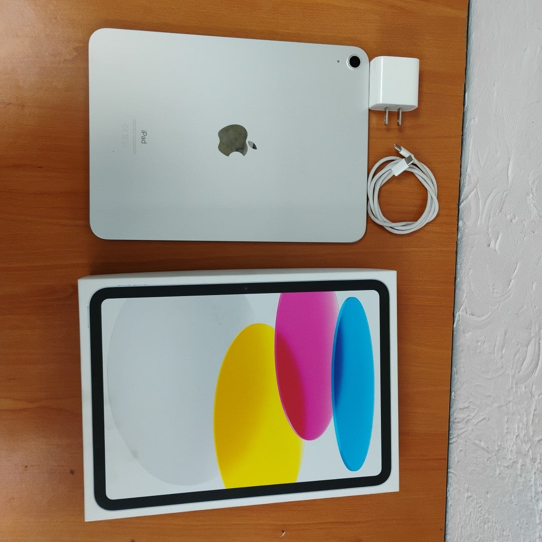 TABLETA APPLE IPAD 10 A2696 64 GB 4 GB RAM (SEMINUEVO)