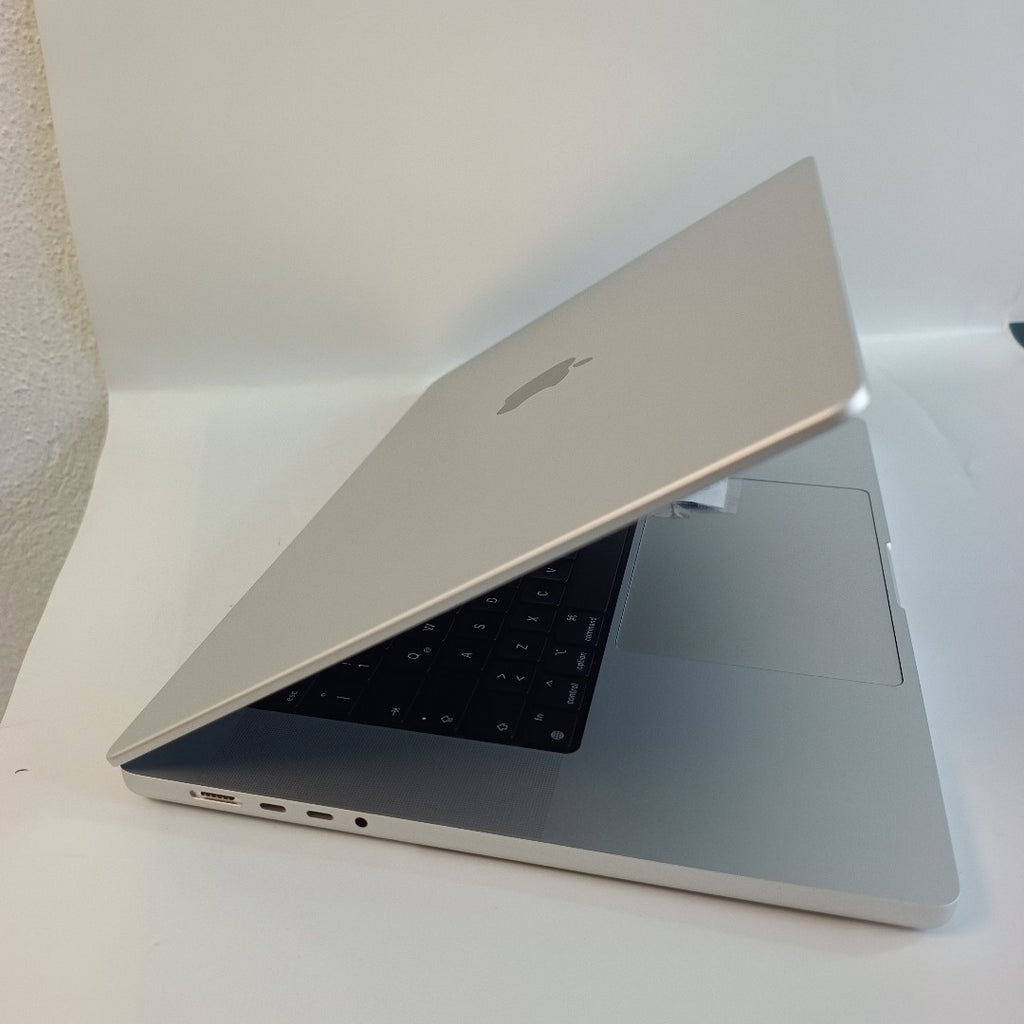 LAPTOP APPLE MACBOOK PRO 16" 2021 3.2 A2485 (10 CPU / 16 GPU) 1 TB SSD 16 GB RAM (SEMINUEVO)
