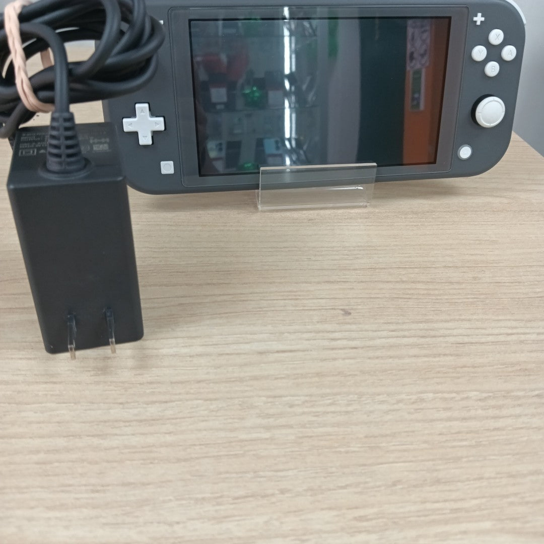 CONSOLA DE VIDEOJUEGO NINTENDO SWITCH 32 GB (SEMINUEVO)