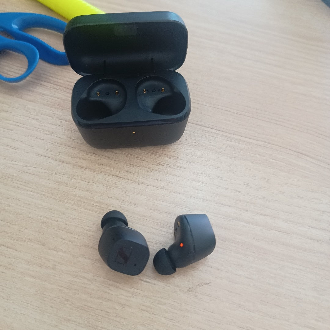 AUDIFONOS SENNHEISER MOMENTUM 4 INALAMBRICO OVER EAR (SEMINUEVO)