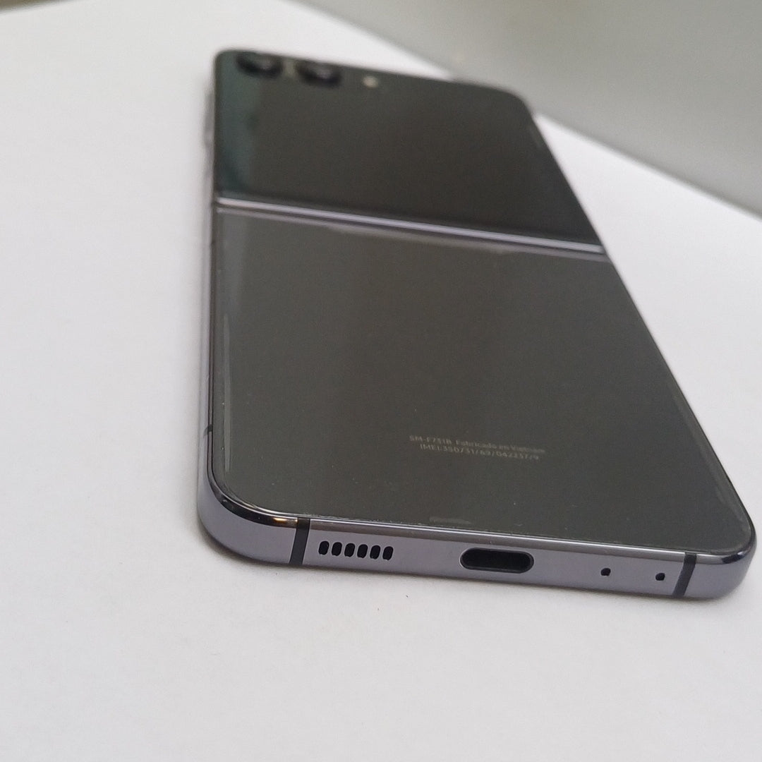 CELULAR SAMSUNG GALAXY Z FLIP 5 SM-F731B (2023) 512 GB 8 GB RAM (SEMINUEVO)