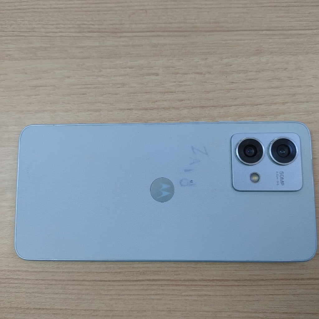 CELULAR MOTOROLA MOTO G84 XT2347-1 (2023) 256 GB 8 GB RAM (SEMINUEVO)