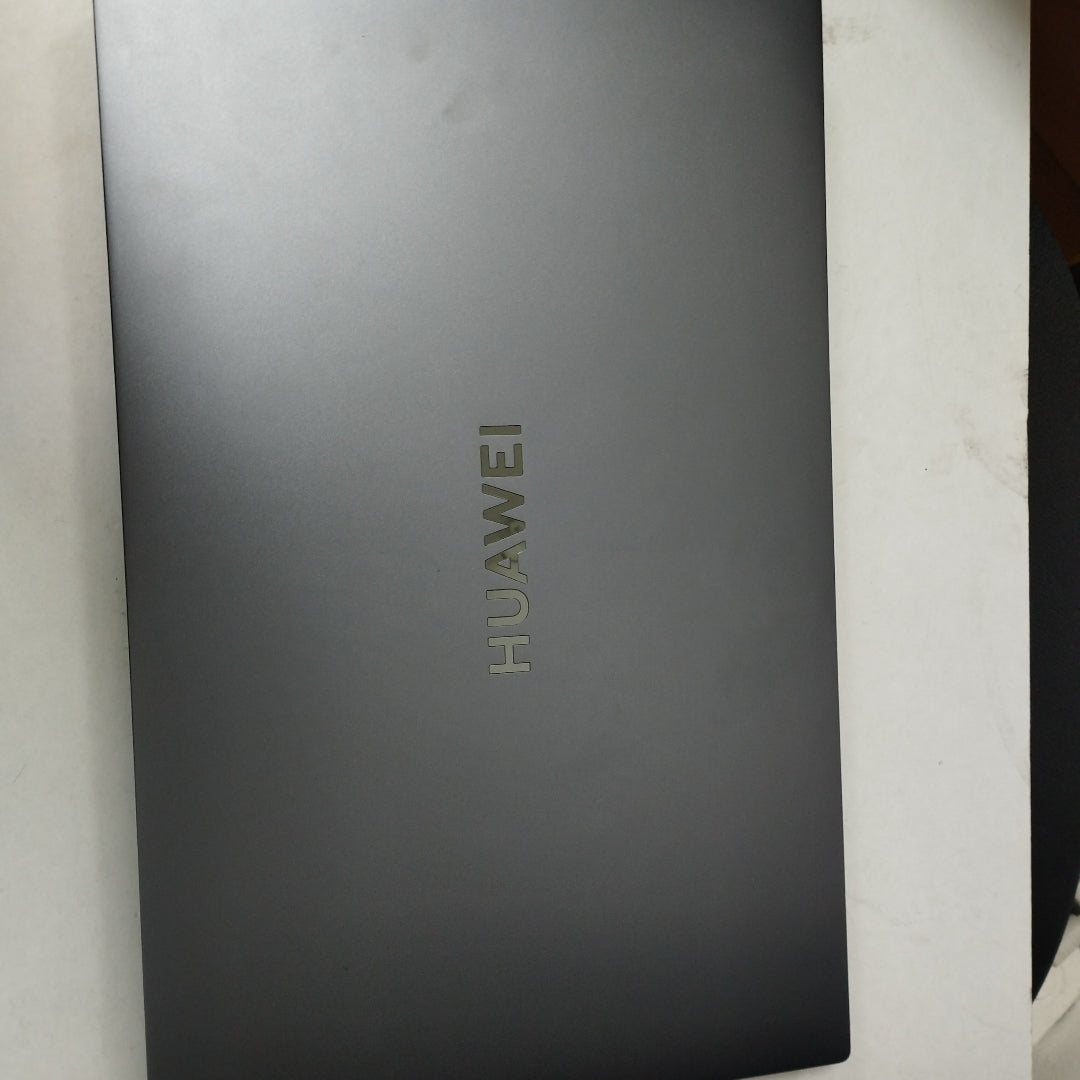 LAPTOP HUAWEI MATEBOOK D16 HVY-WAP9 (2022) 512 GB SSD 16 GB RAM (SEMINUEVO)