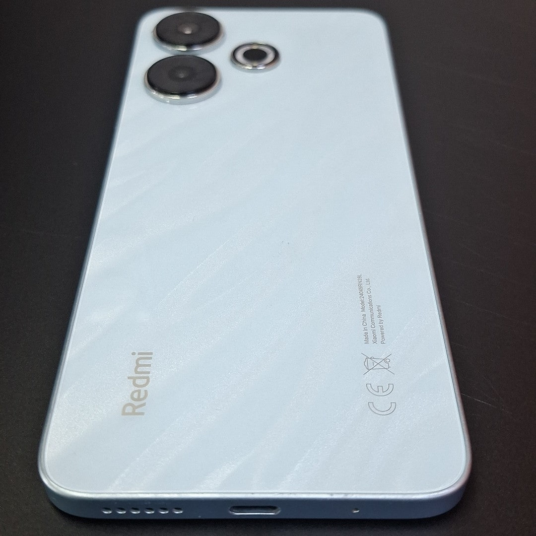 CELULAR XIAOMI REDMI 13 24049RN28L (2024) 256 GB 8 GB RAM (SEMINUEVO)